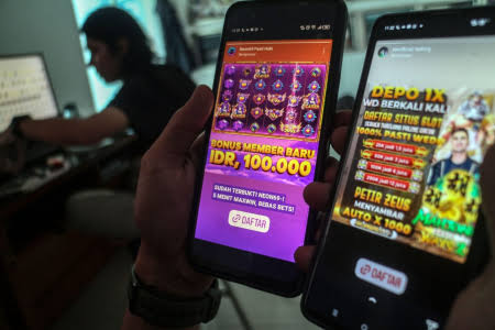 Mesin slot online adalah permainan kasino digital yang menggunakan teknologi modern untuk menghadirkan pengalaman seru bagi para pemain.